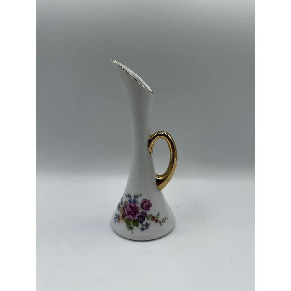 Porcelanas Guillen Madrid Porcelain Bud Vase‎ White Floral Gold Handle Spain